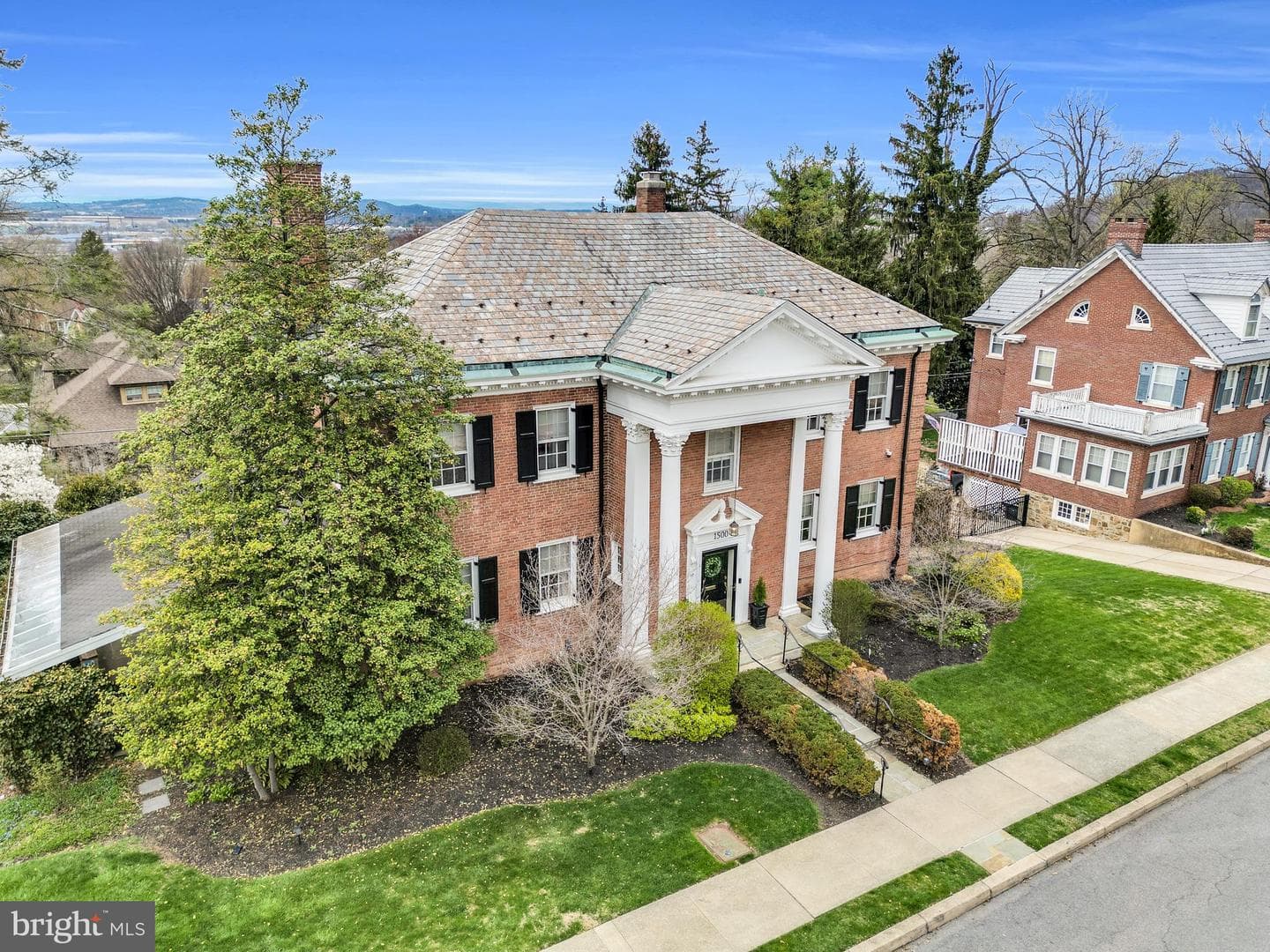 1500 Alsace Road photo 2