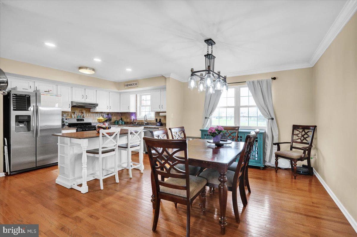 4340 Sutton Circle photo 9