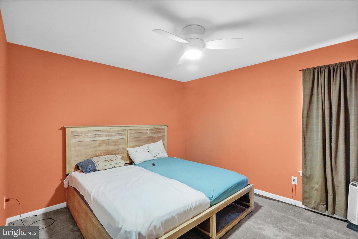 18 Bowes Lane photo 13