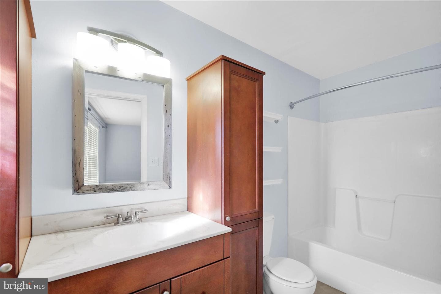 18 Bowes Lane photo 19