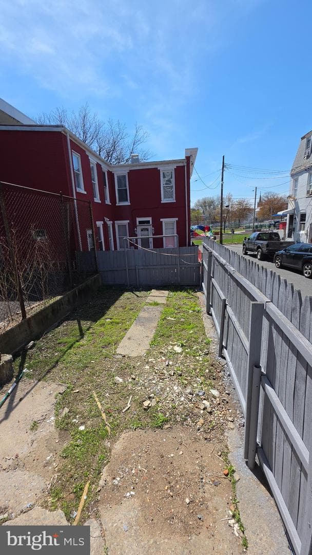 100 Neversink Street photo 4