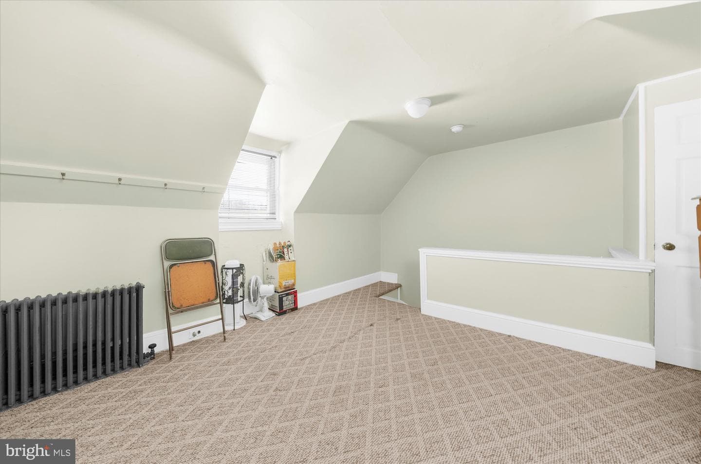 127 N Reading Avenue photo 27