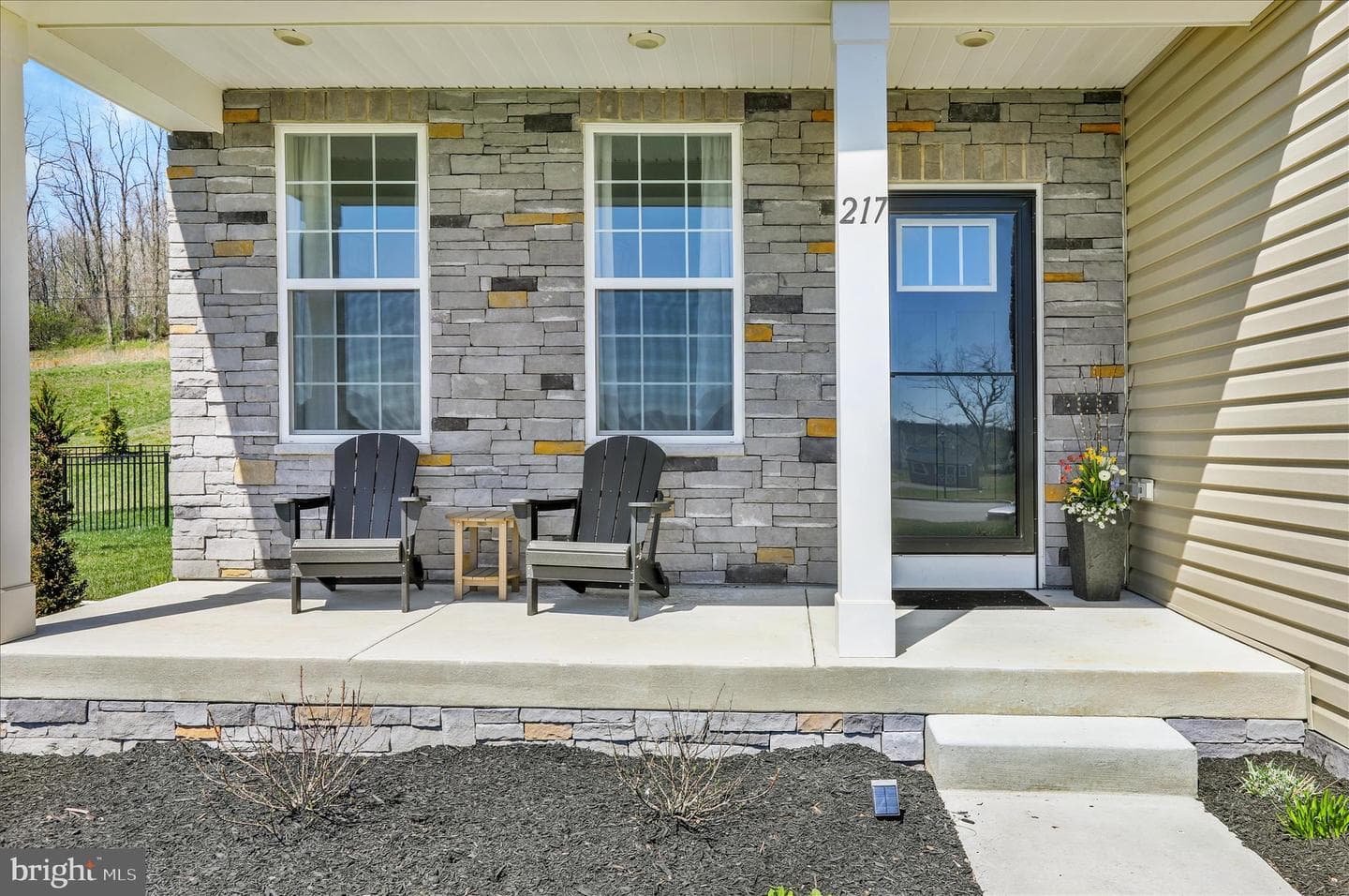 217 Merifield Court photo 2
