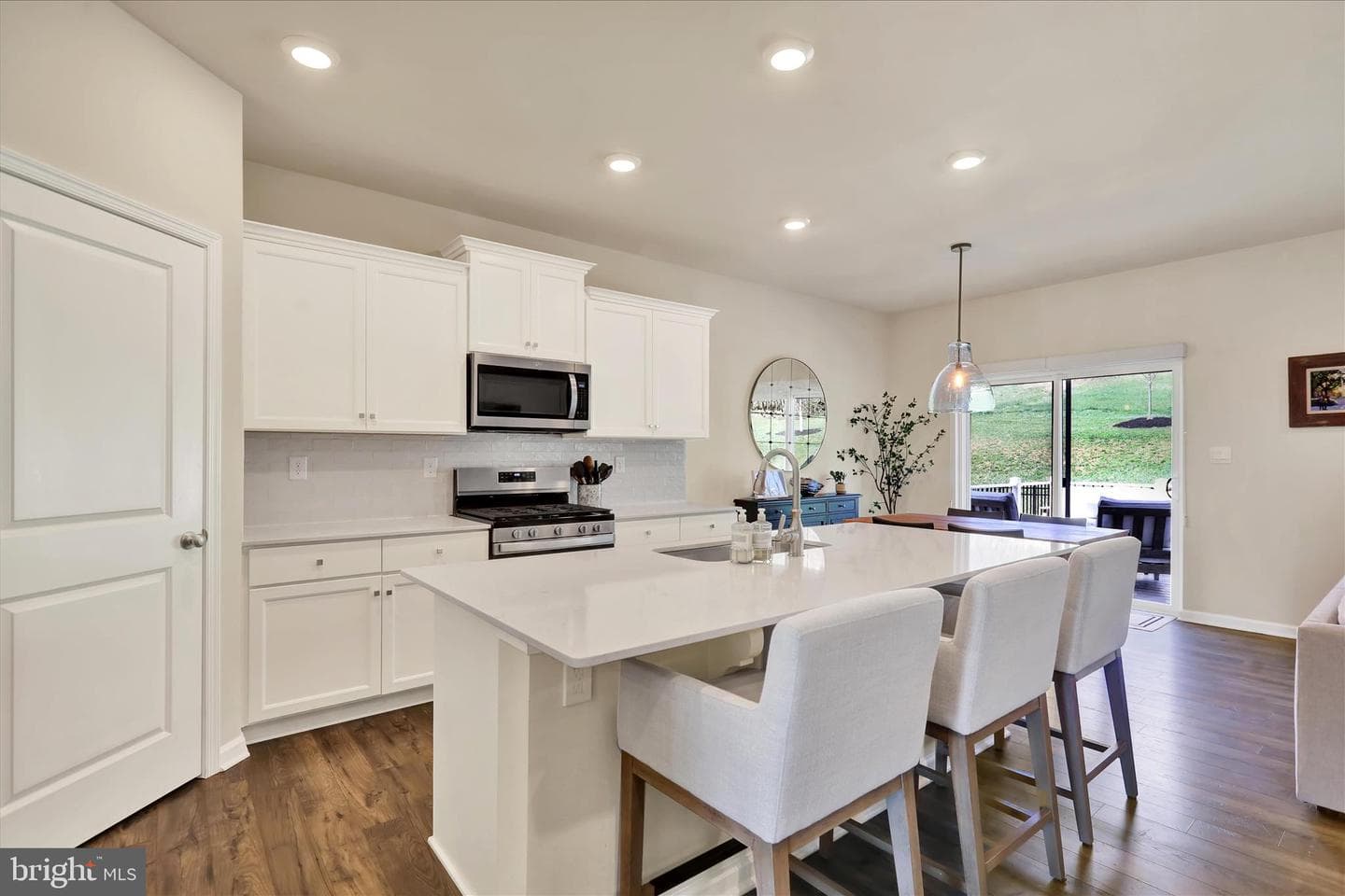 217 Merifield Court photo 6
