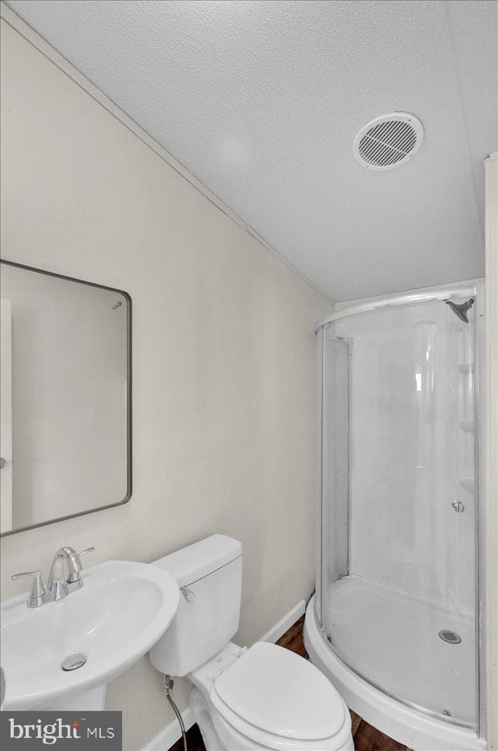 327 Oak Street photo 14