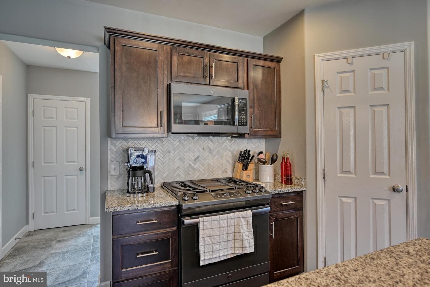 62 Regina Drive photo 11