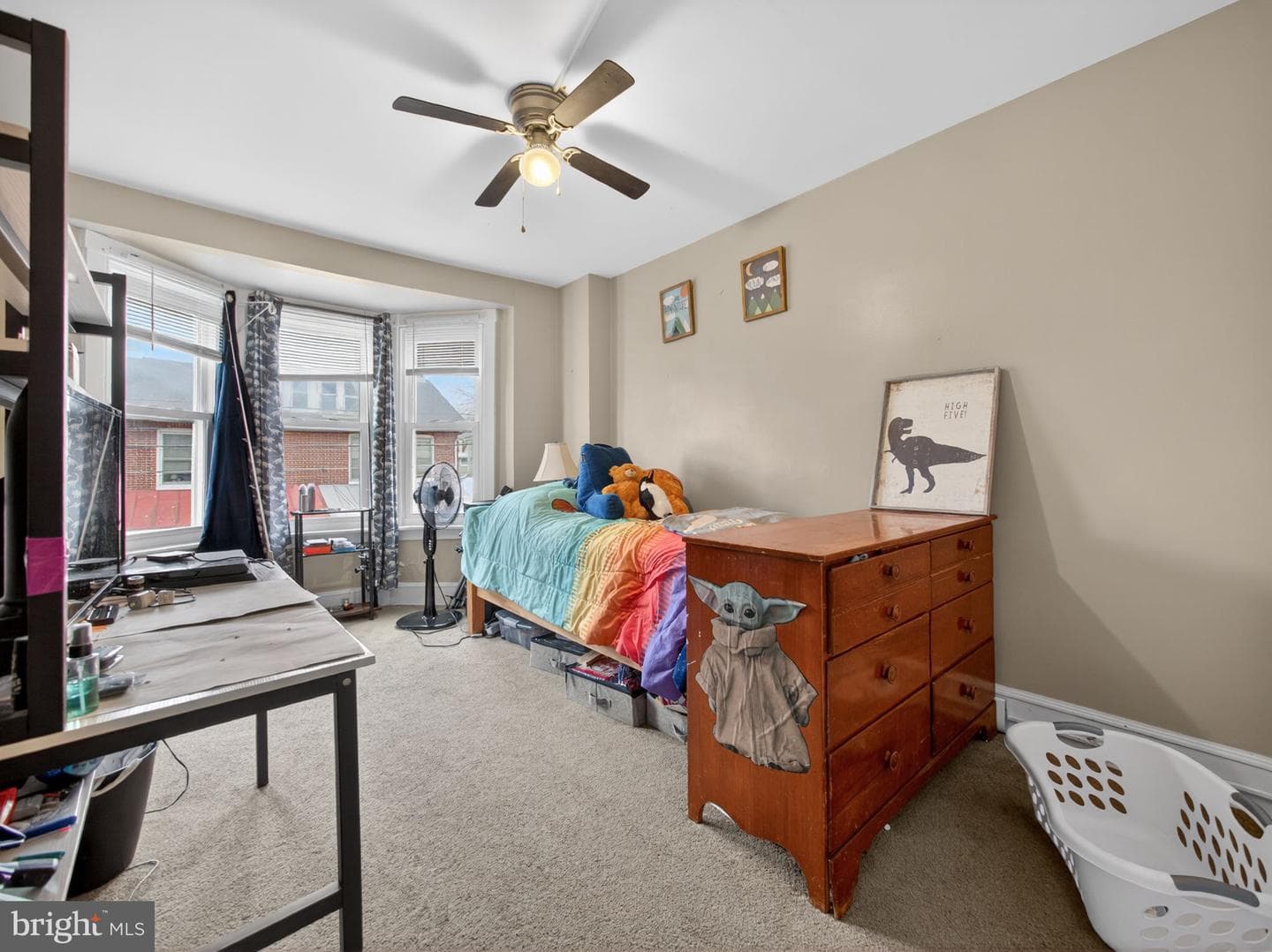 447 W Walnut Street photo 30