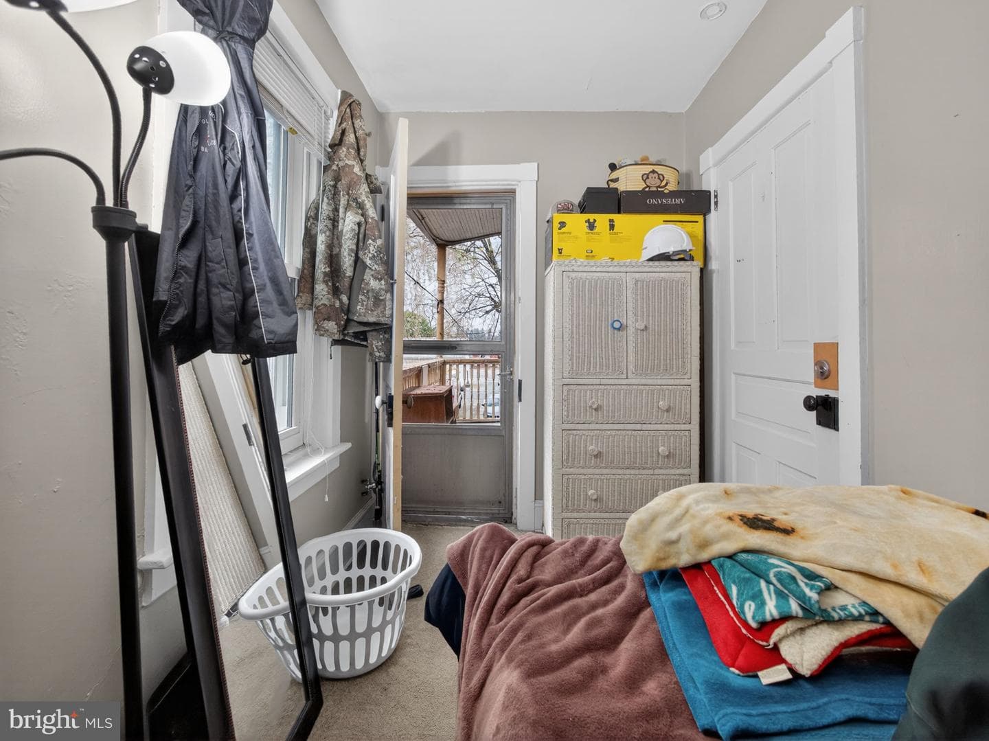 447 W Walnut Street photo 33