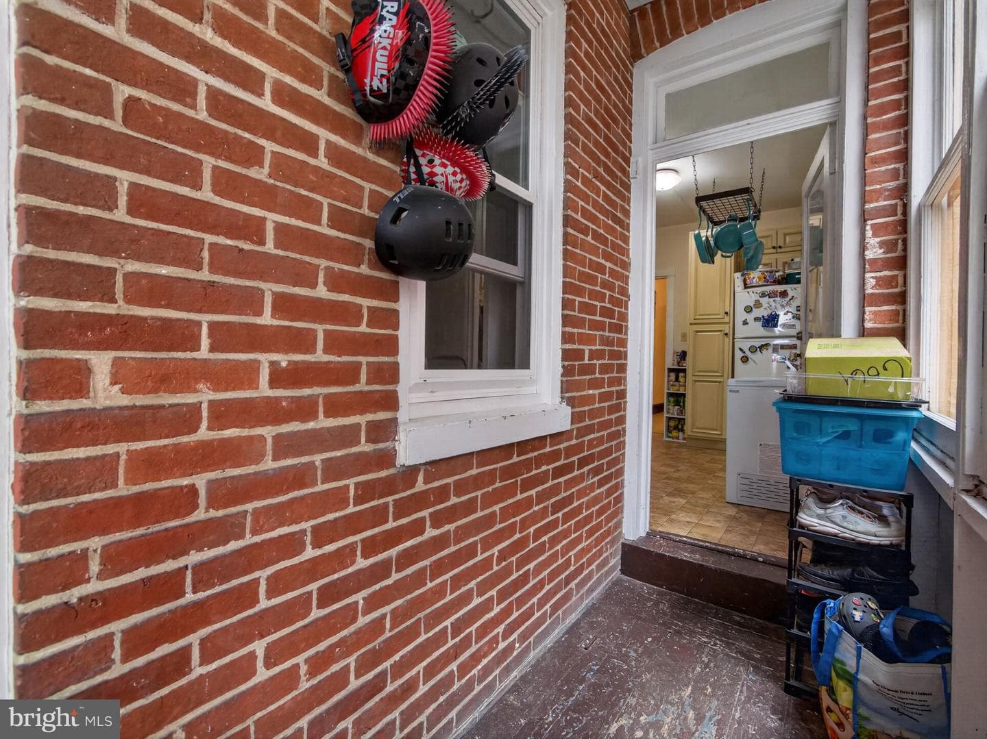447 W Walnut Street photo 36