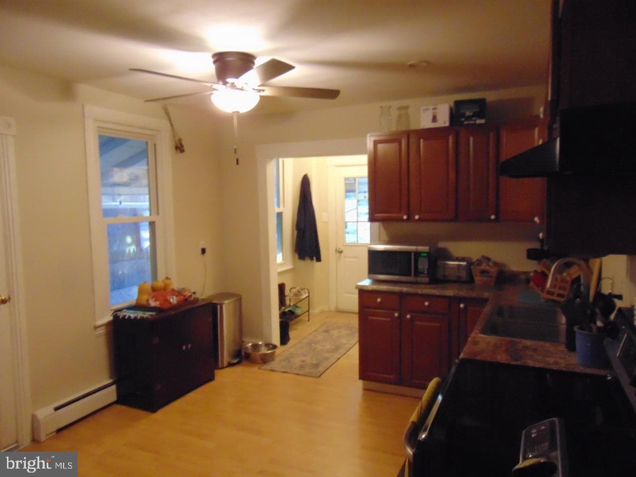21 W Smith Street photo 16