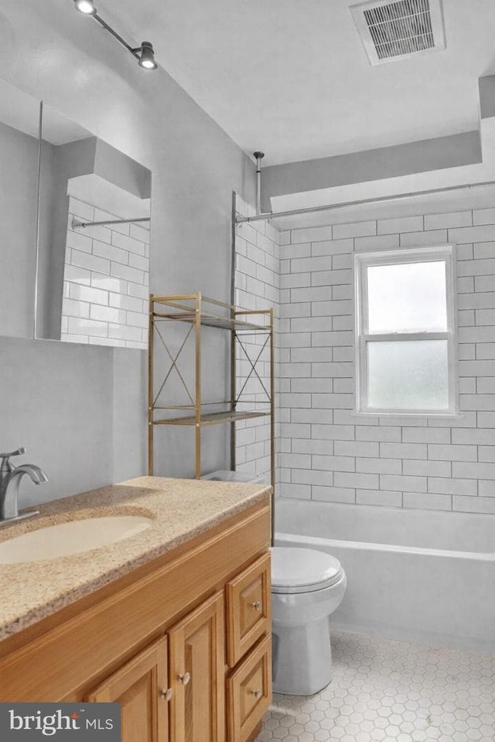1312 E Bellevue Avenue photo 11