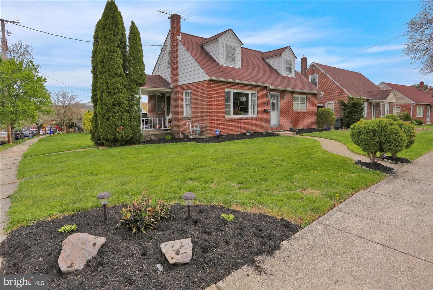 241 Mcclellan Street photo 3