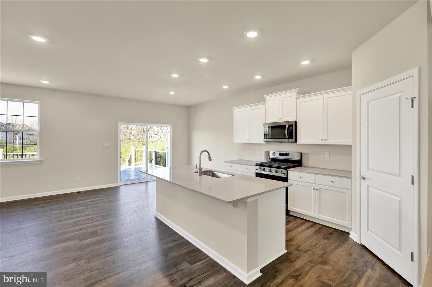 114 Teaberry Court photo 8