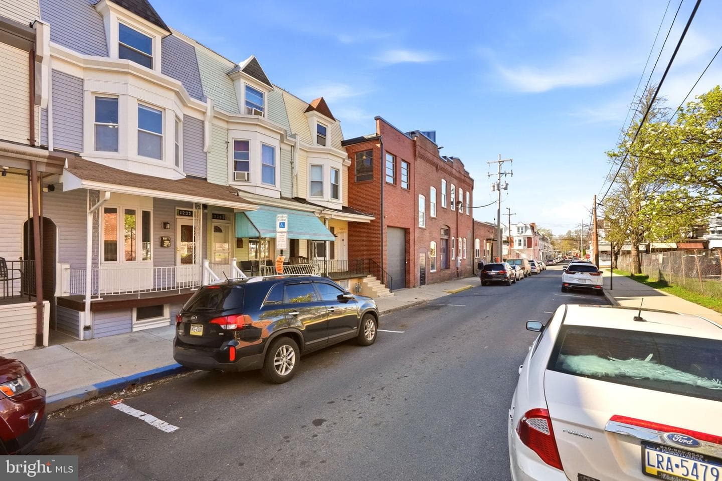 1232 Locust Street photo 2