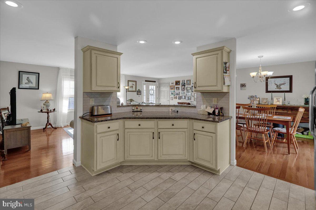 132 Strausser Road photo 10