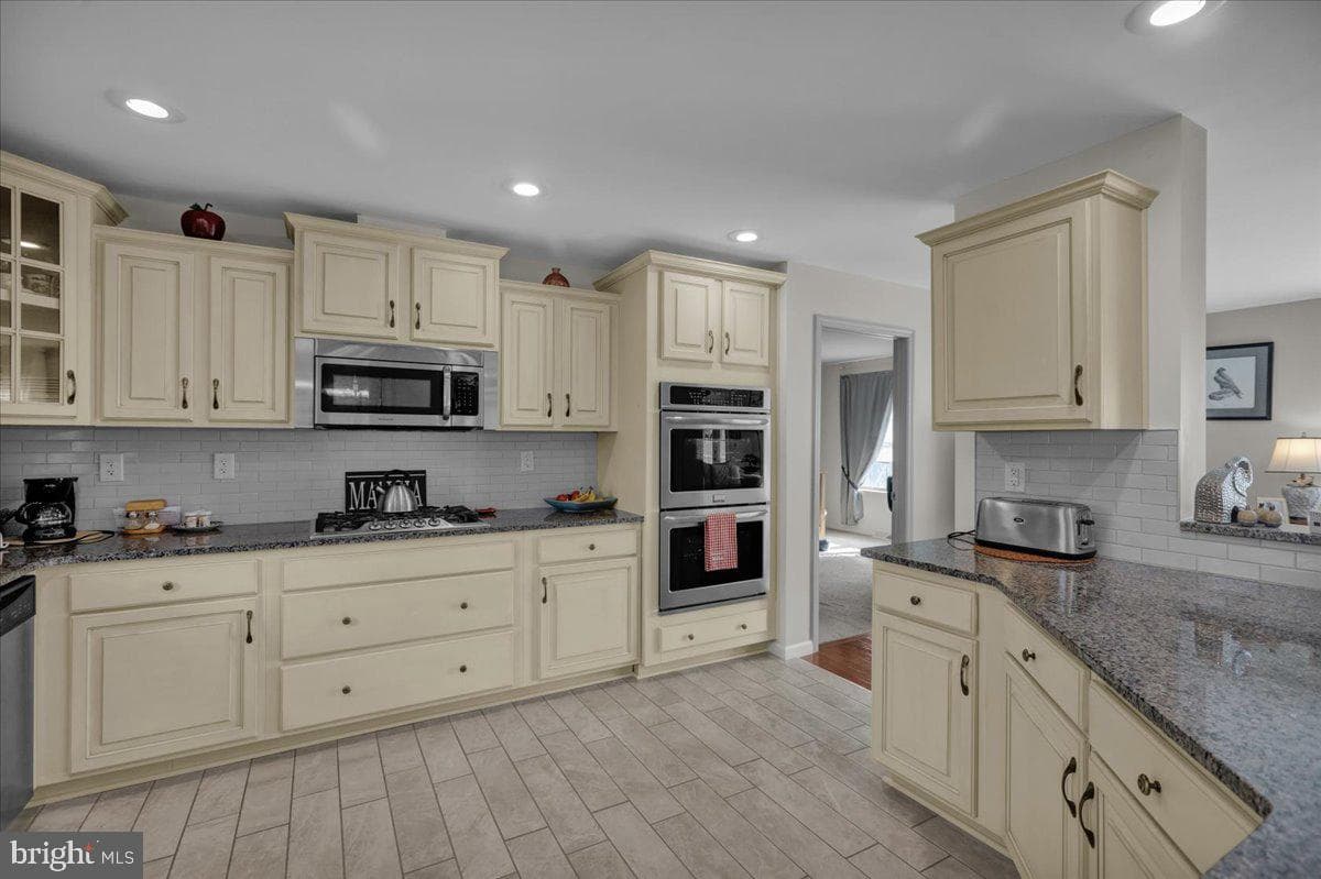 132 Strausser Road photo 11