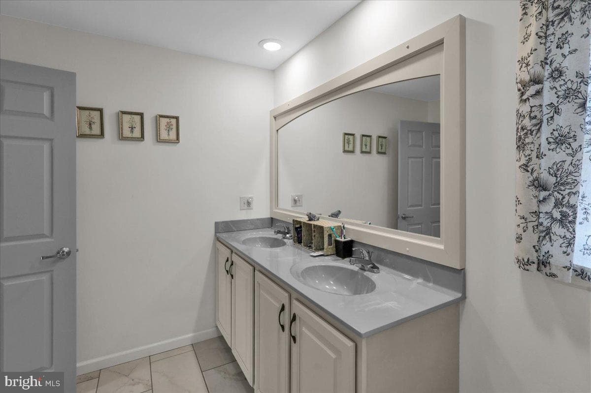 132 Strausser Road photo 18