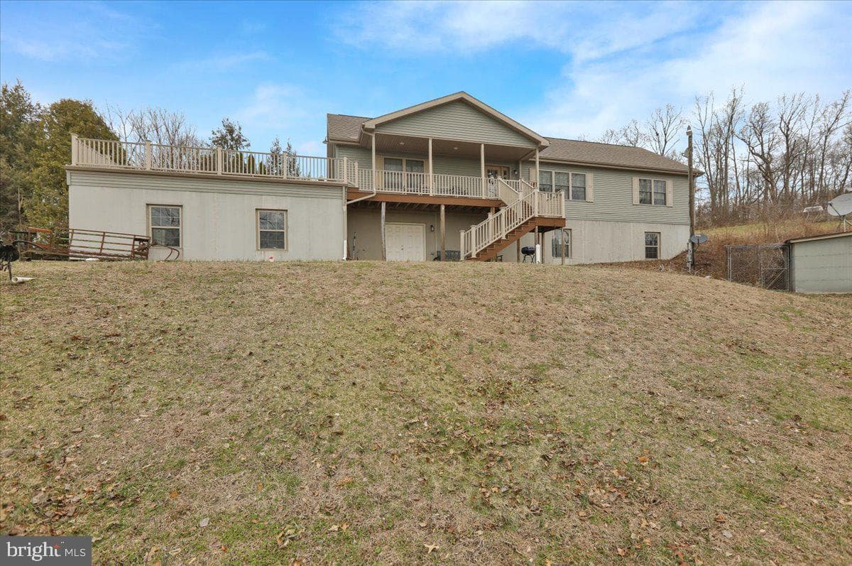 132 Strausser Road photo 2