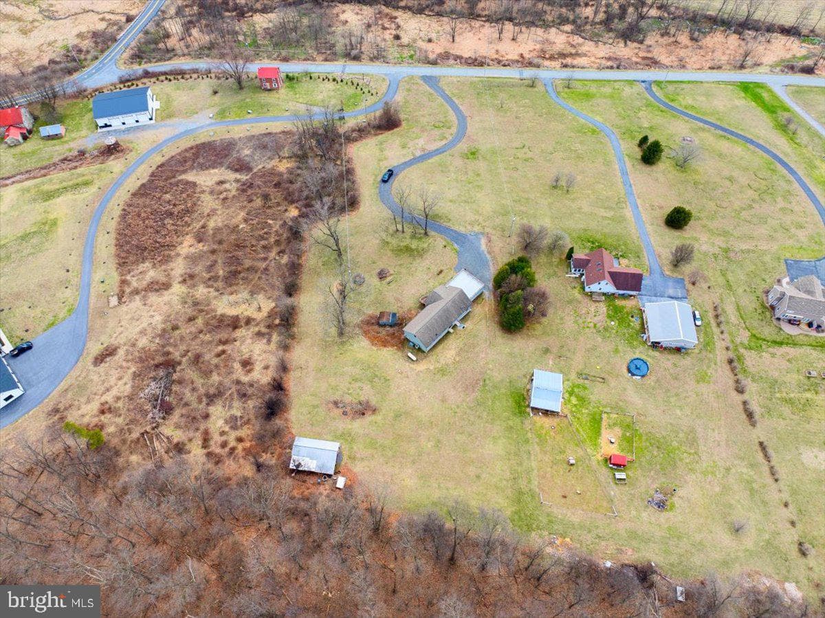 132 Strausser Road photo 60
