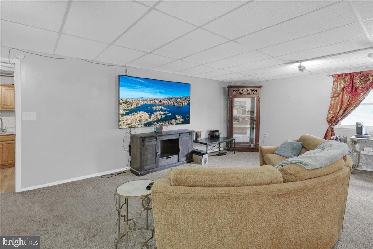 1530 Kramer Avenue photo 13