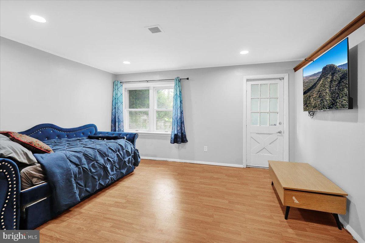 1530 Kramer Avenue photo 20