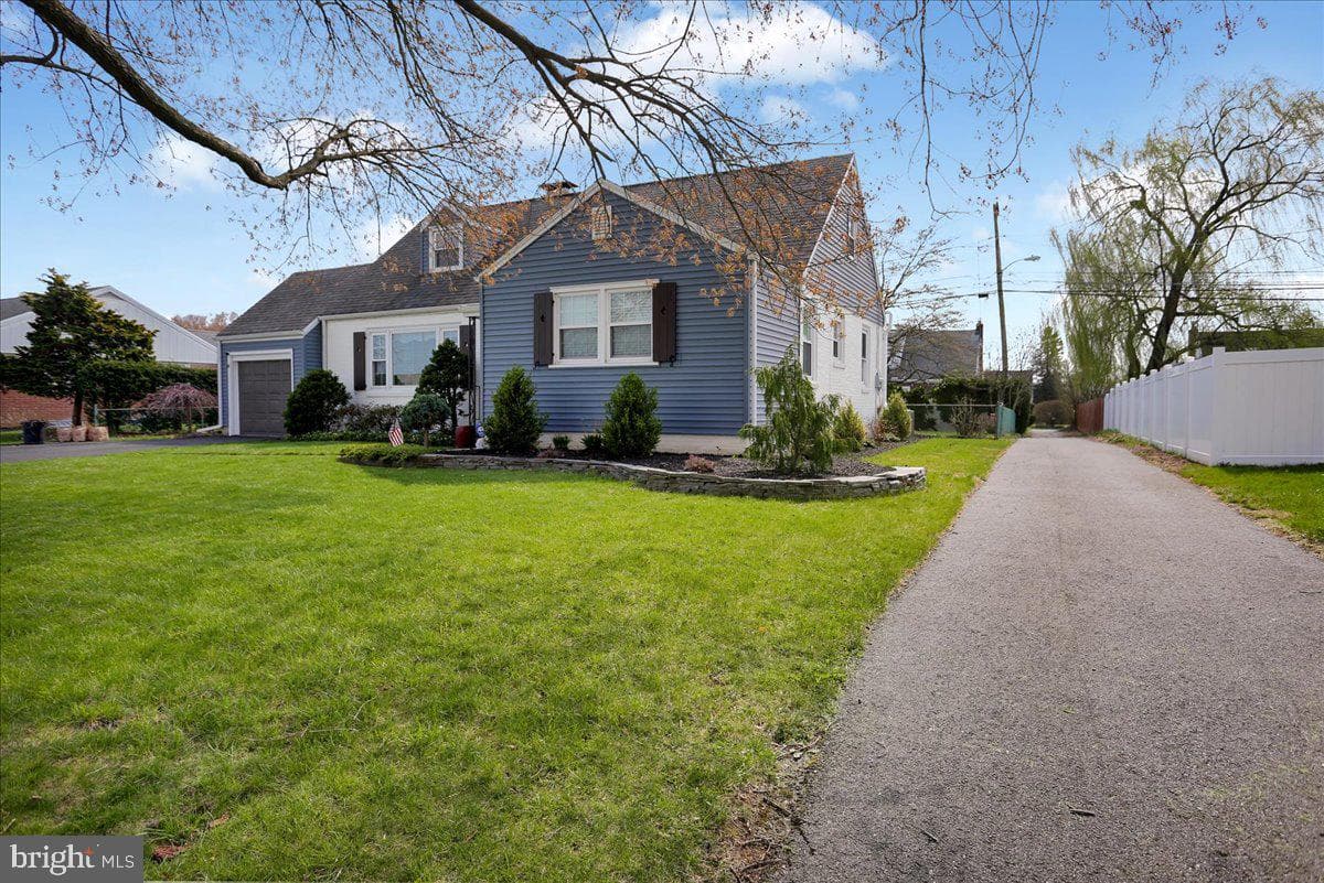 3812 Reiff Place photo 32