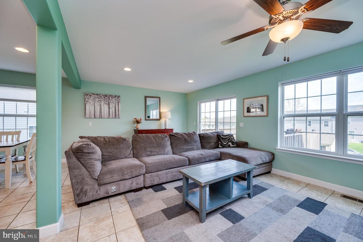 1247 Fairmont Avenue photo 8
