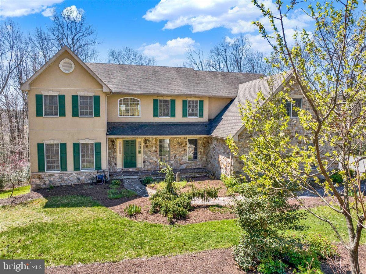 820 Oregon Road photo 1