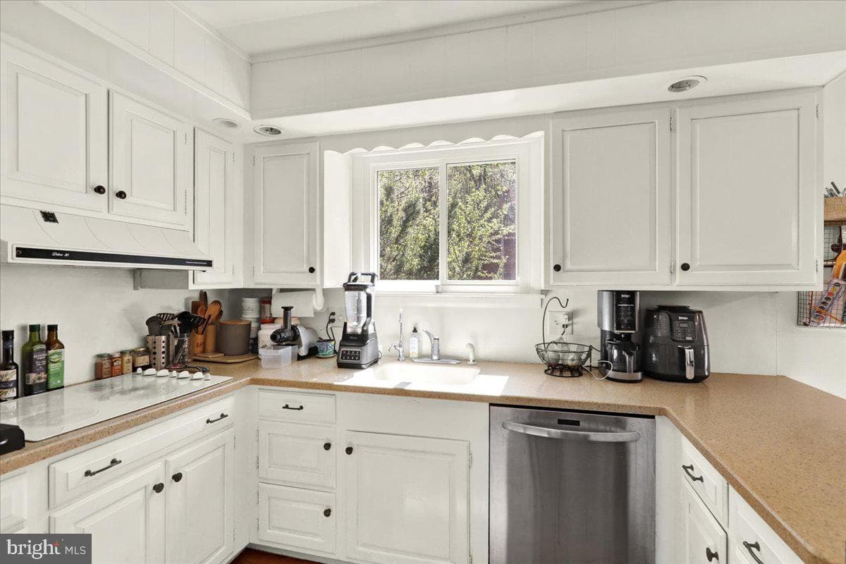 342 Preston Road photo 11