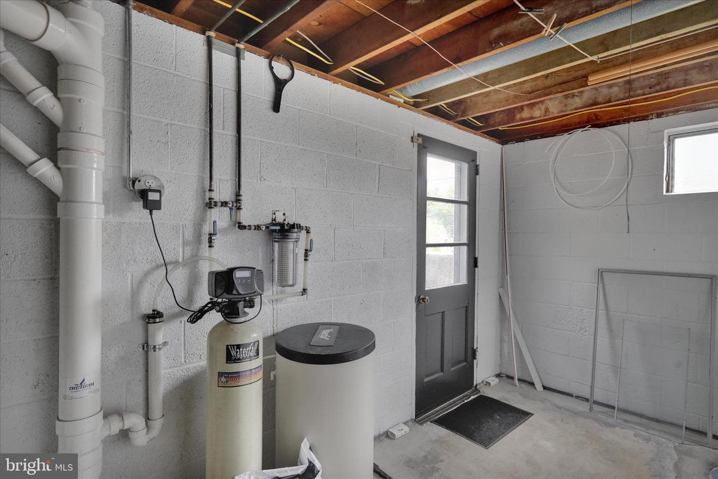 3357 Sheidy Avenue photo 27
