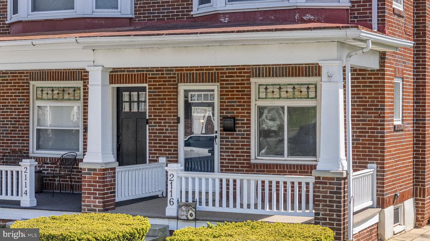 2116 Noble Street photo 3