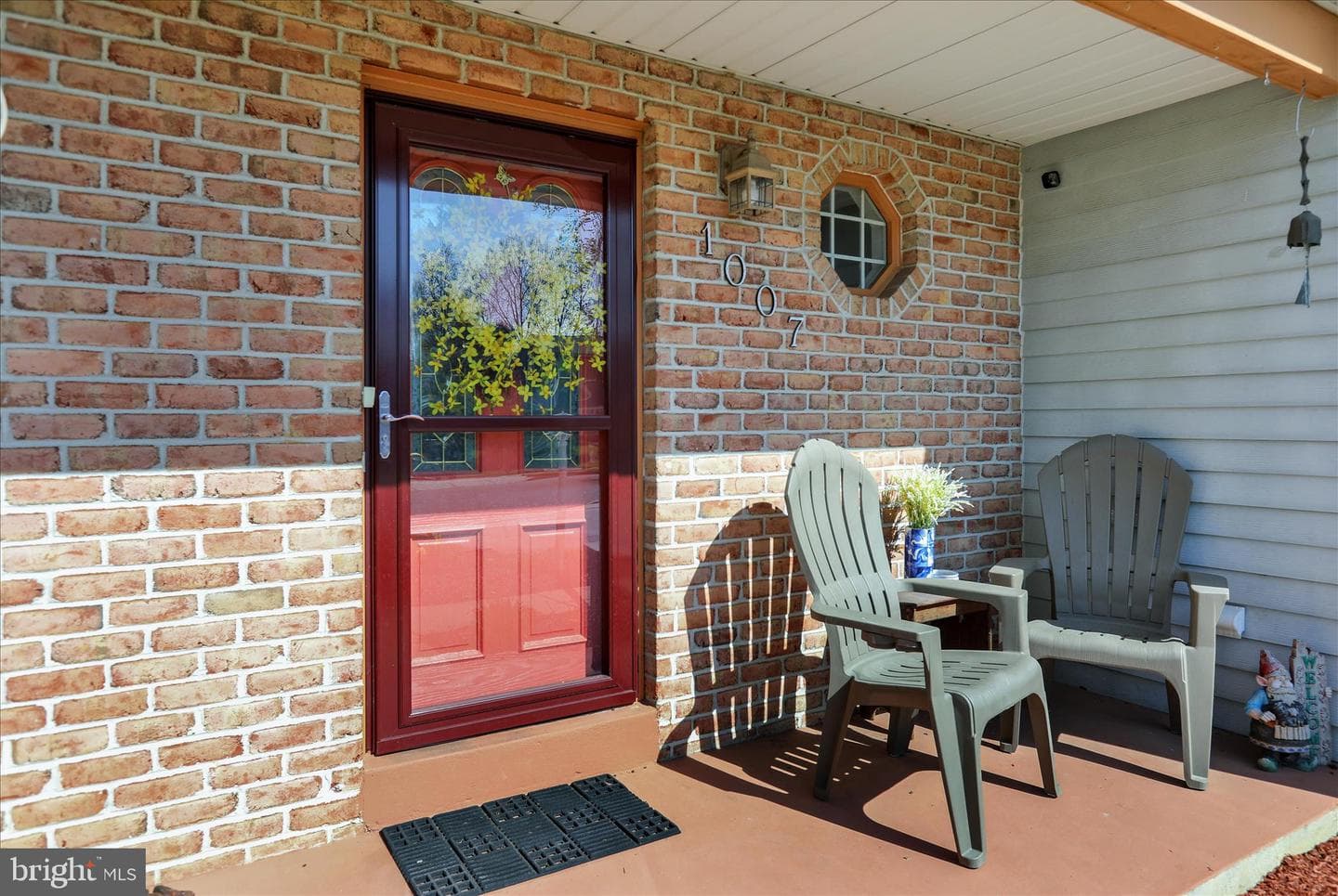 1007 Pepper Ridge Drive photo 2