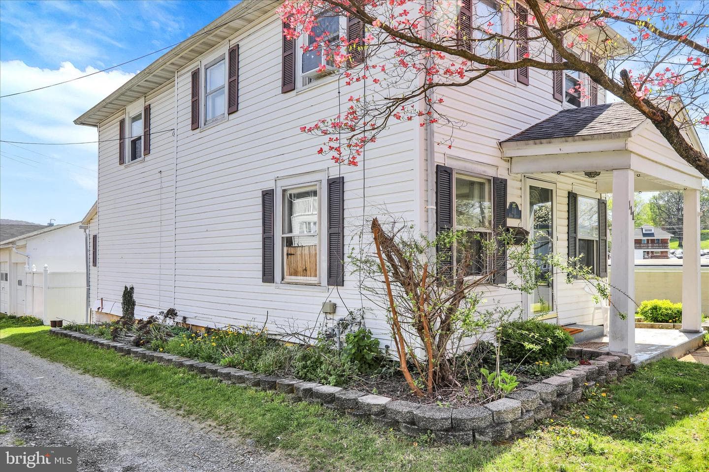 111 Baker Avenue photo 21