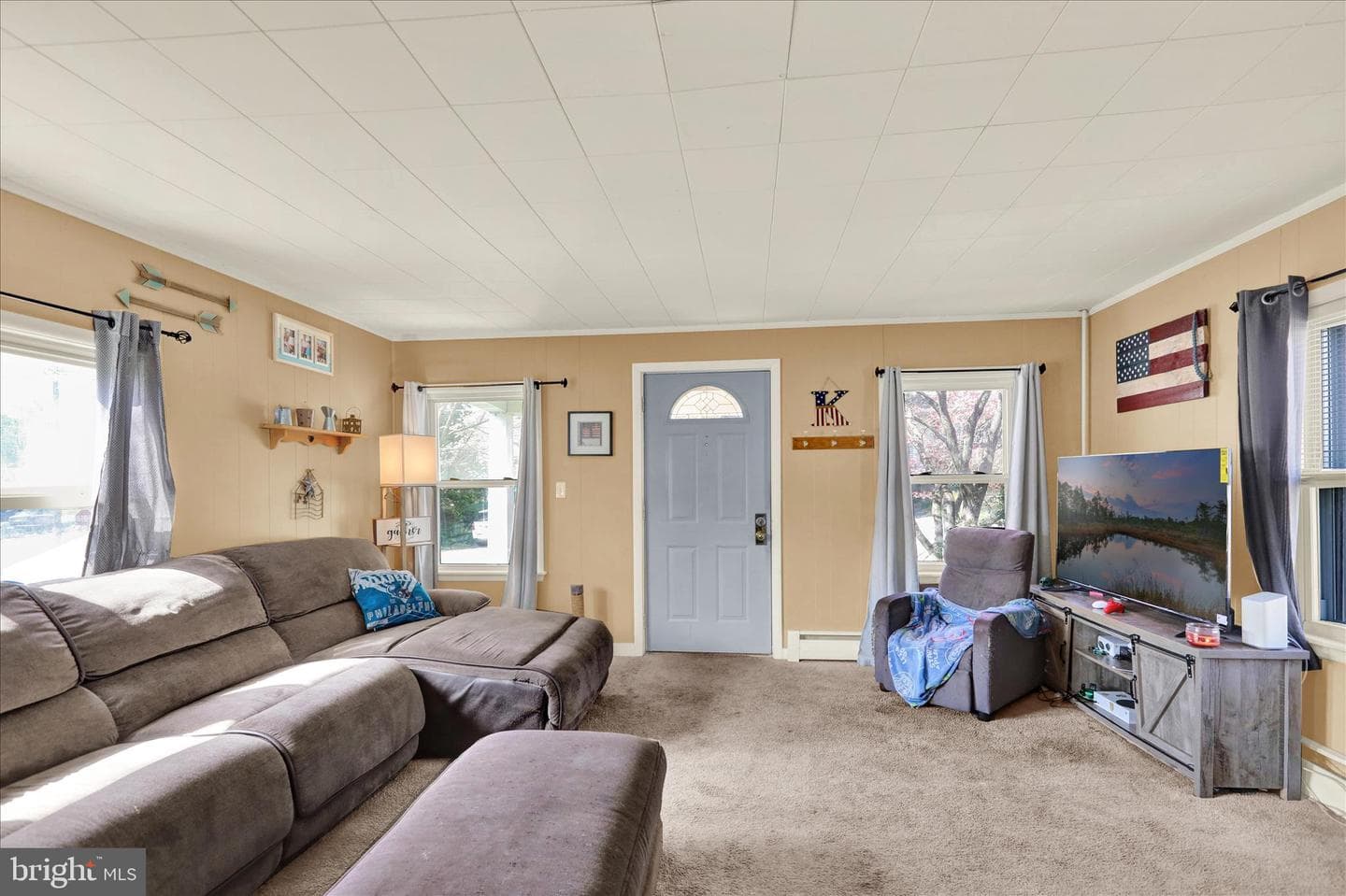 111 Baker Avenue photo 5