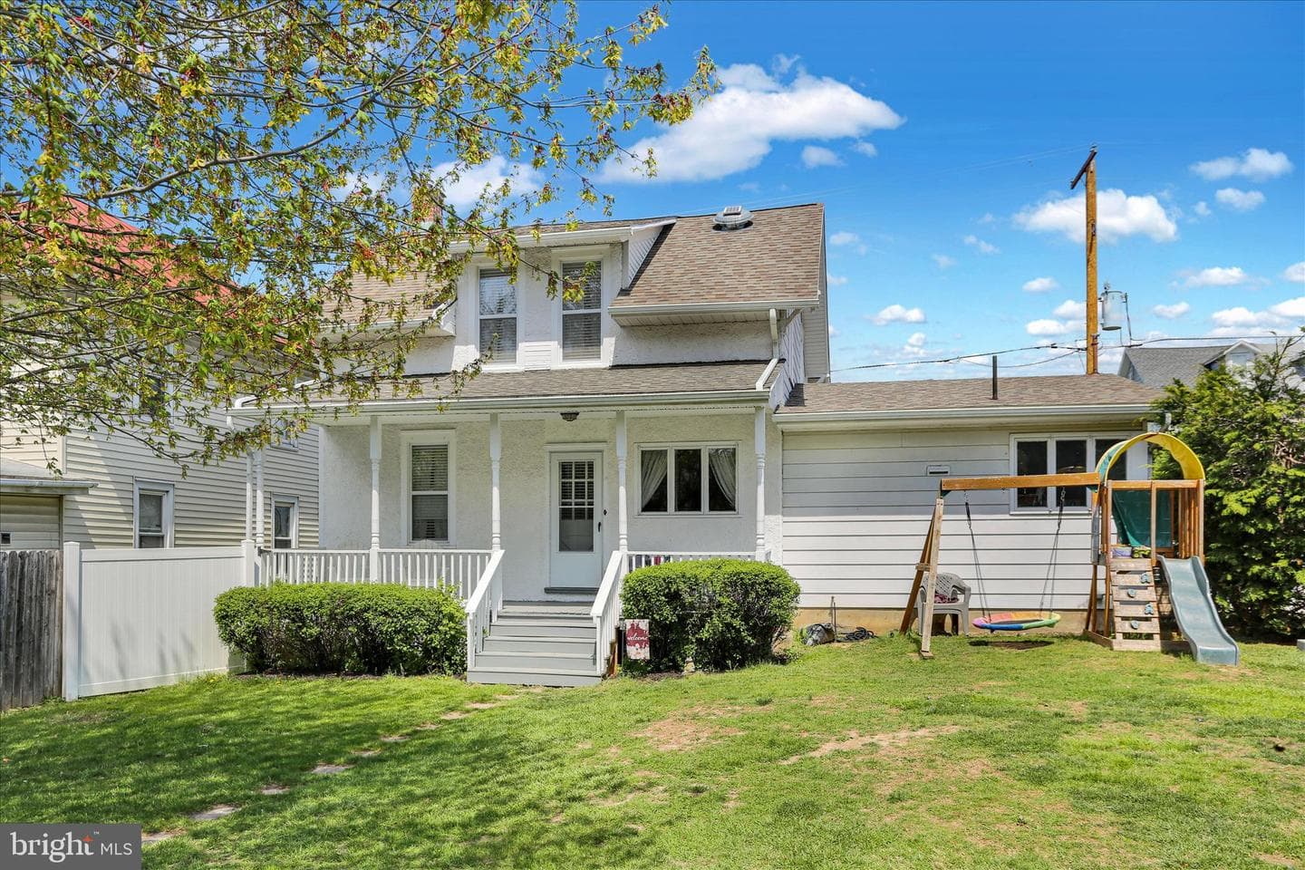 738 Philadelphia Avenue photo 33