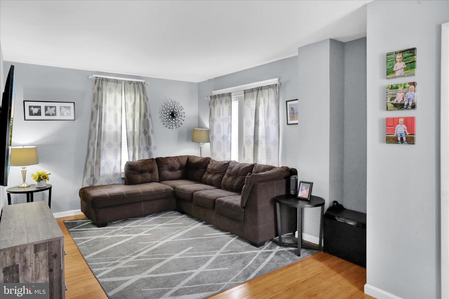 738 Philadelphia Avenue photo 5