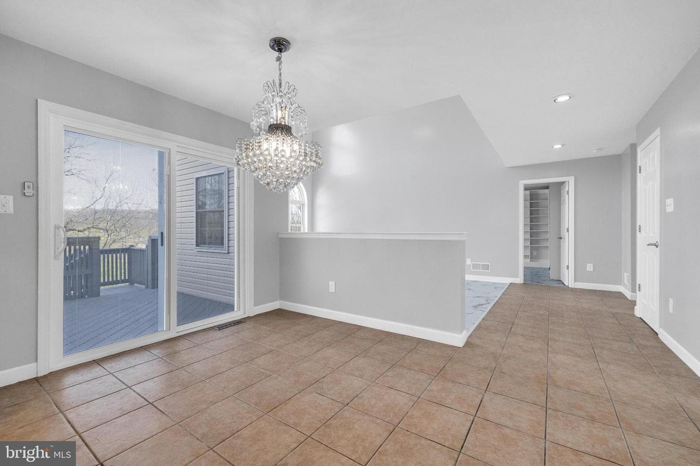 18 Ridge Crest Drive photo 14