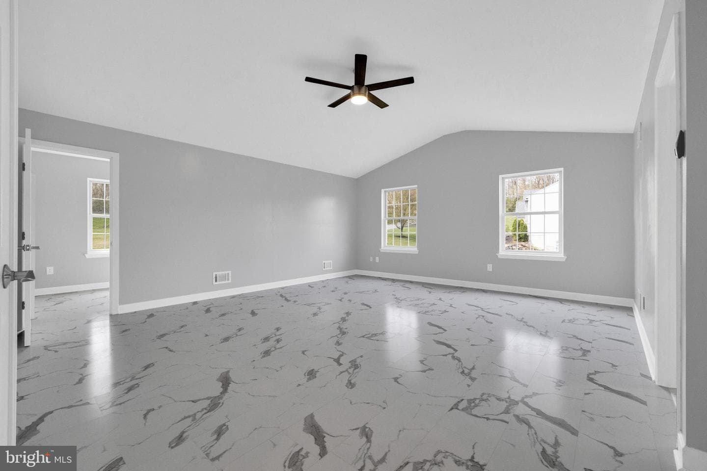 18 Ridge Crest Drive photo 31