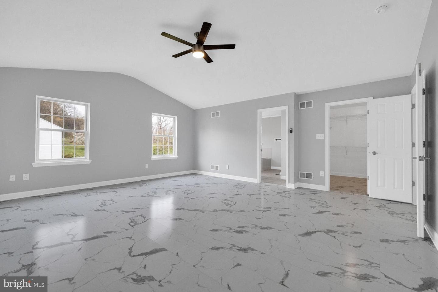 18 Ridge Crest Drive photo 33