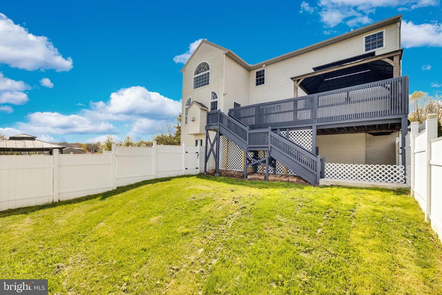 18 Ridge Crest Drive photo 4