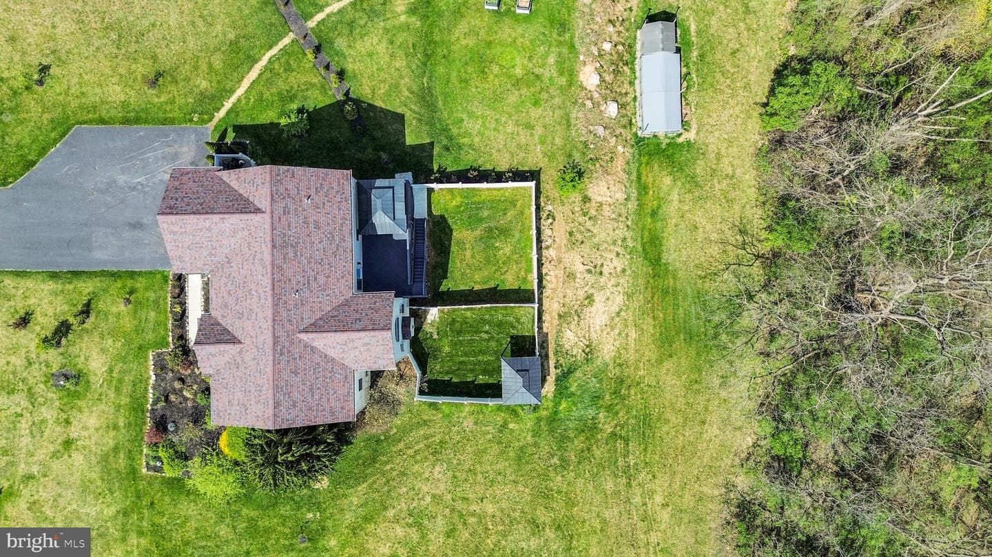 18 Ridge Crest Drive photo 46