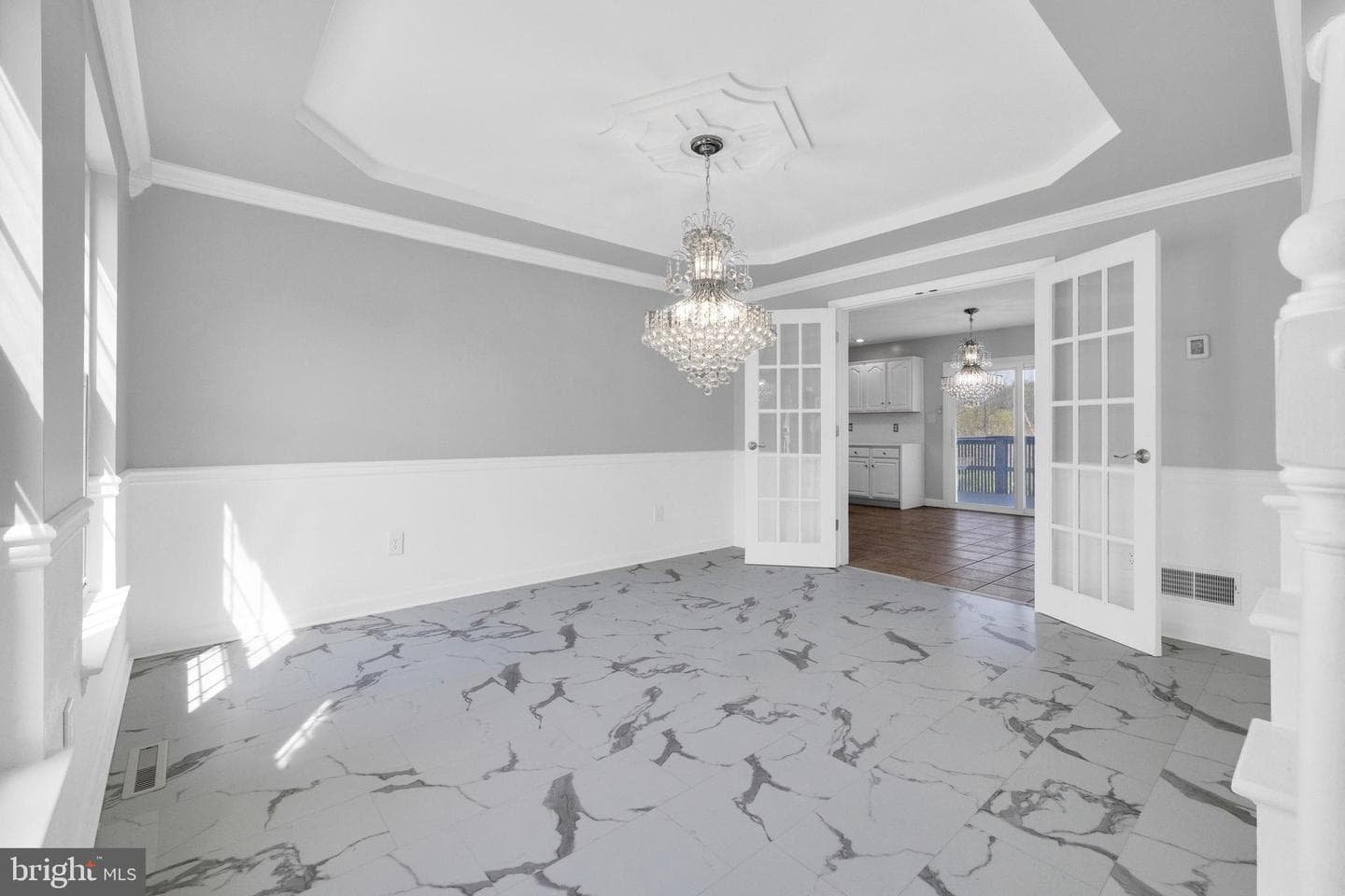 18 Ridge Crest Drive photo 9