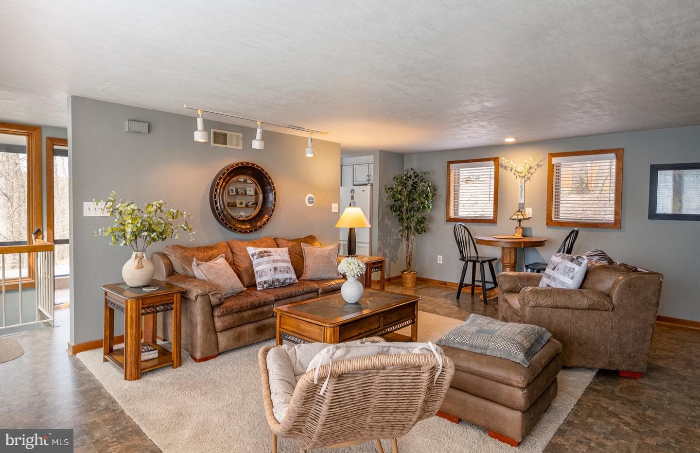 23 Drumheller Drive photo 12