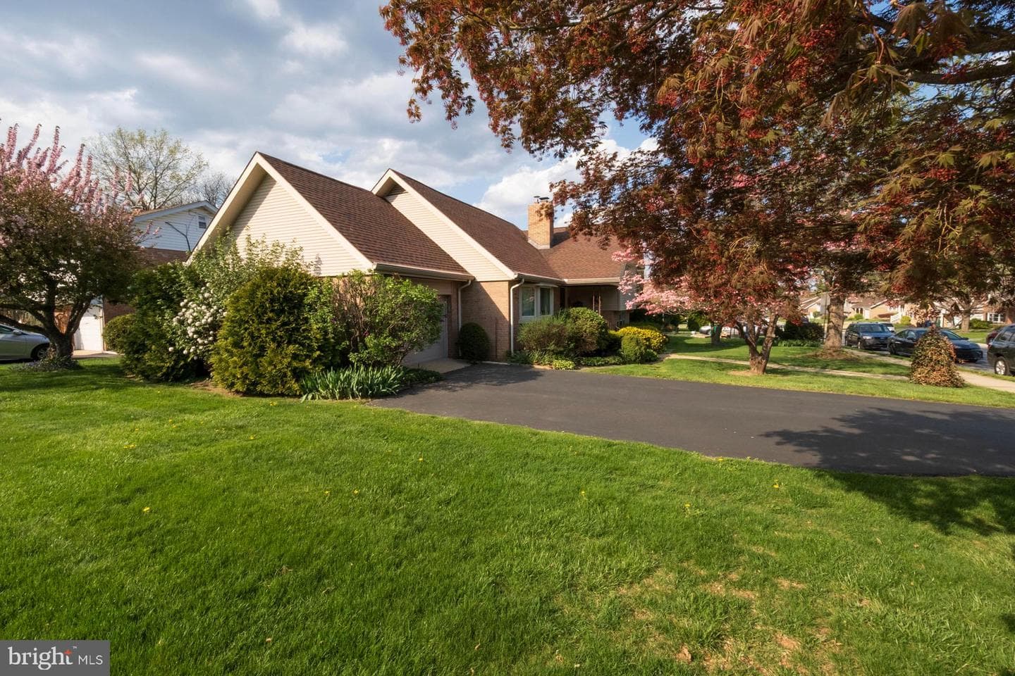 517 Berks Place photo 7