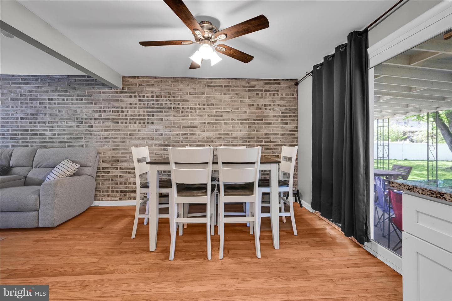 108 S Wayne Street photo 11