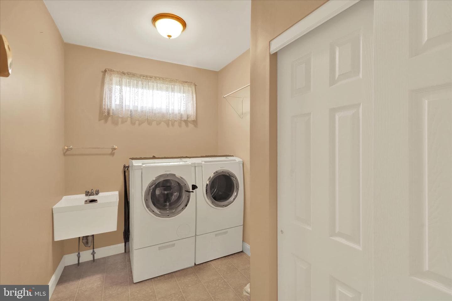 160 Eagleview Drive photo 21