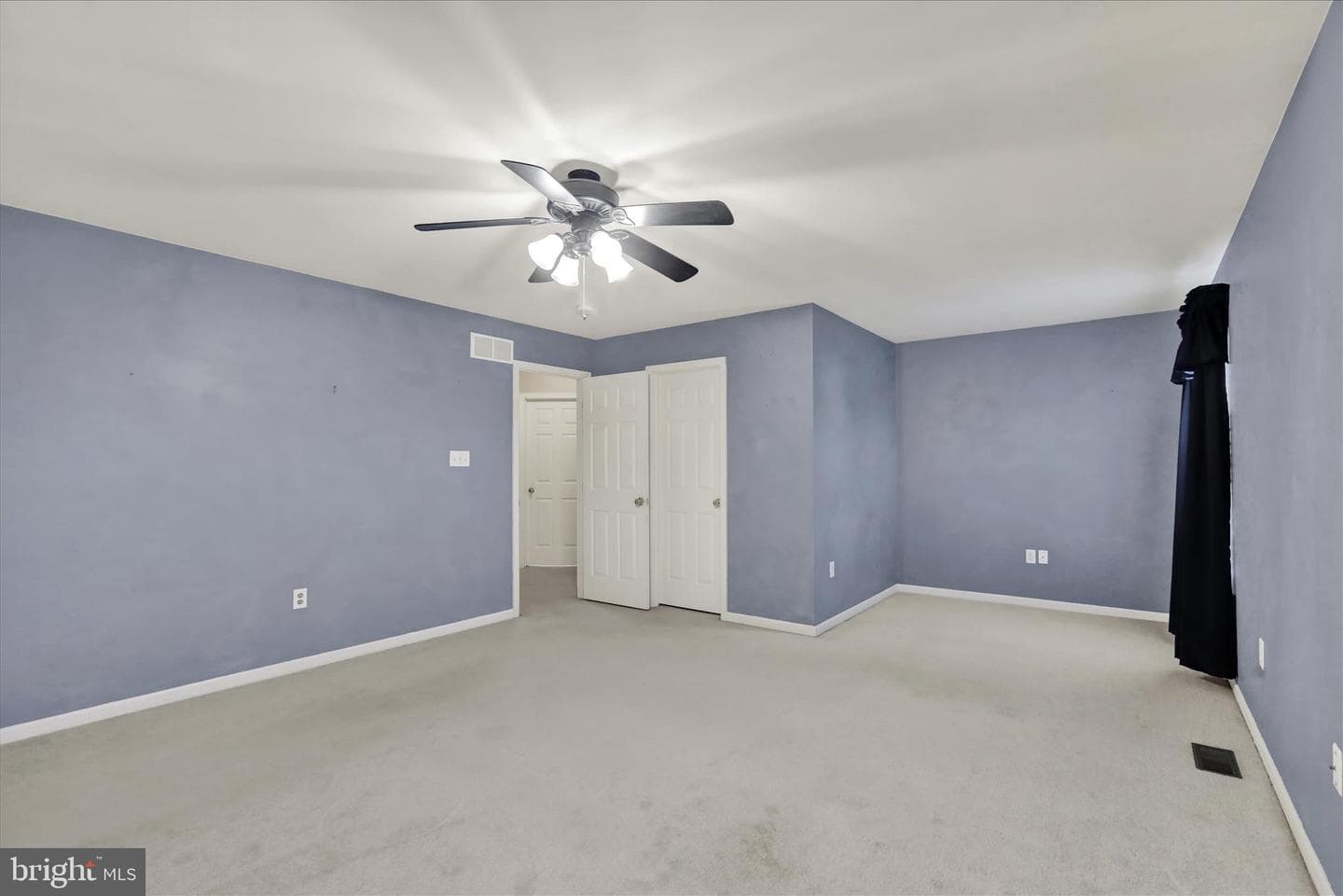 160 Eagleview Drive photo 28