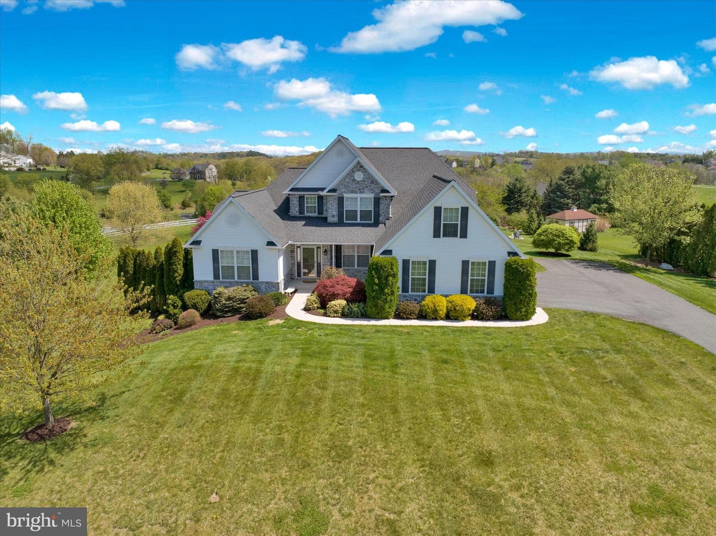 160 Eagleview Drive photo 56