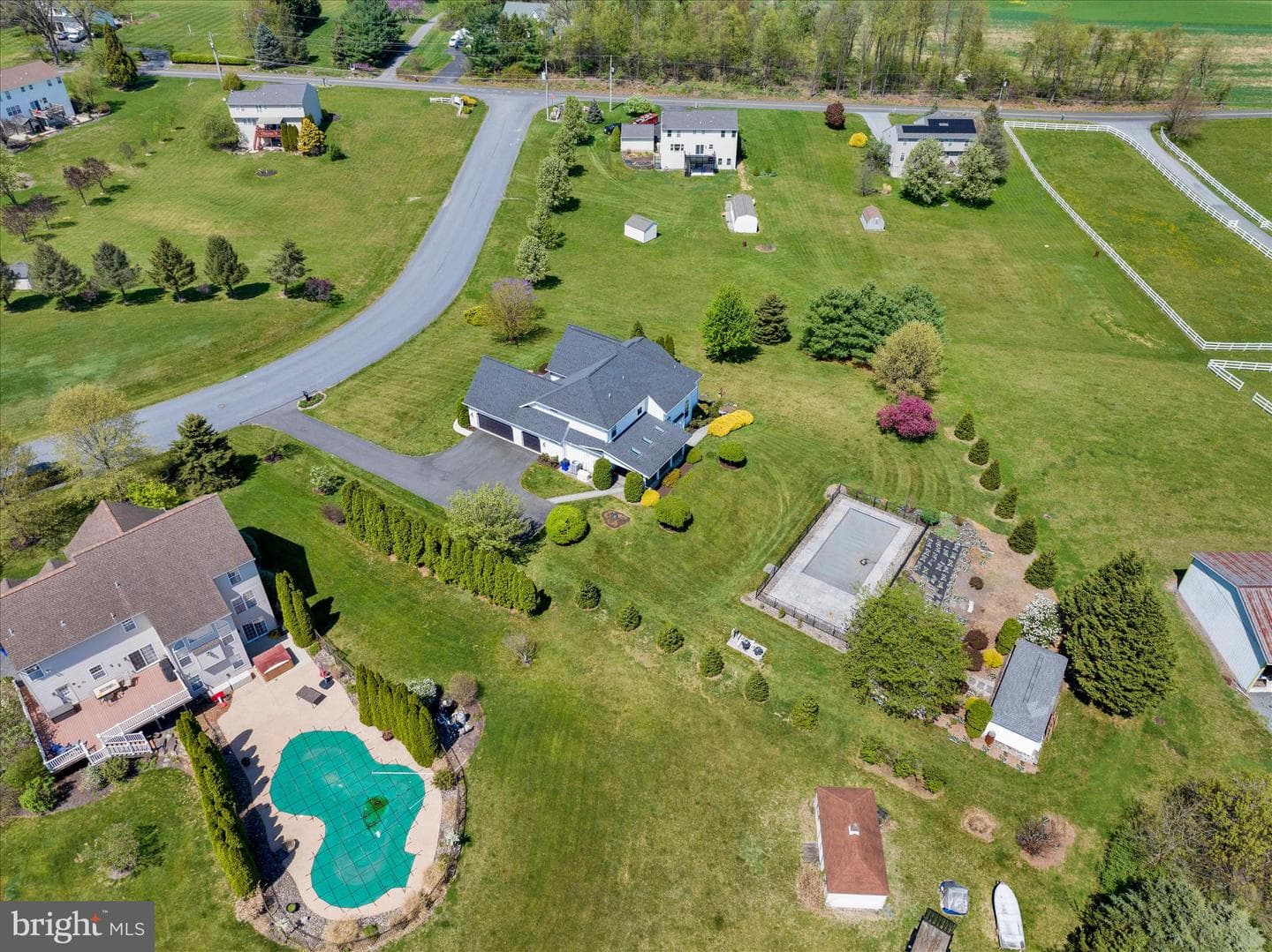 160 Eagleview Drive photo 63