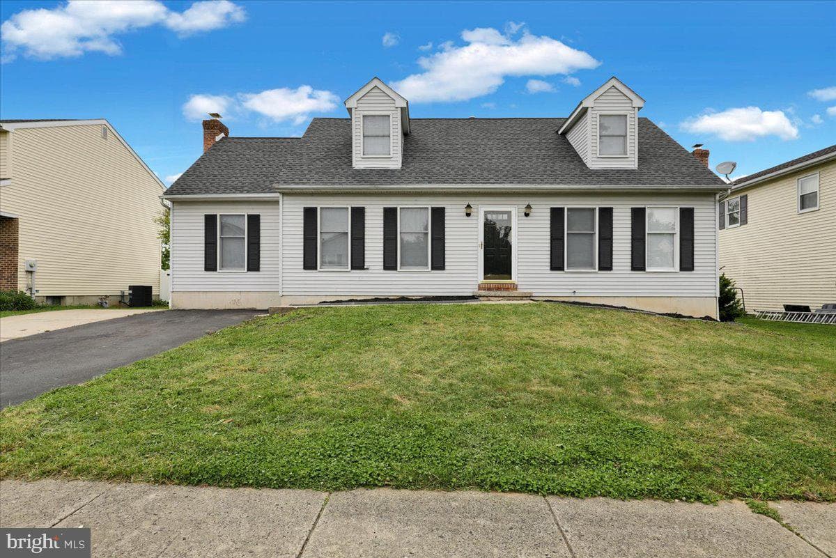 1311 Fredrick Blvd photo 3